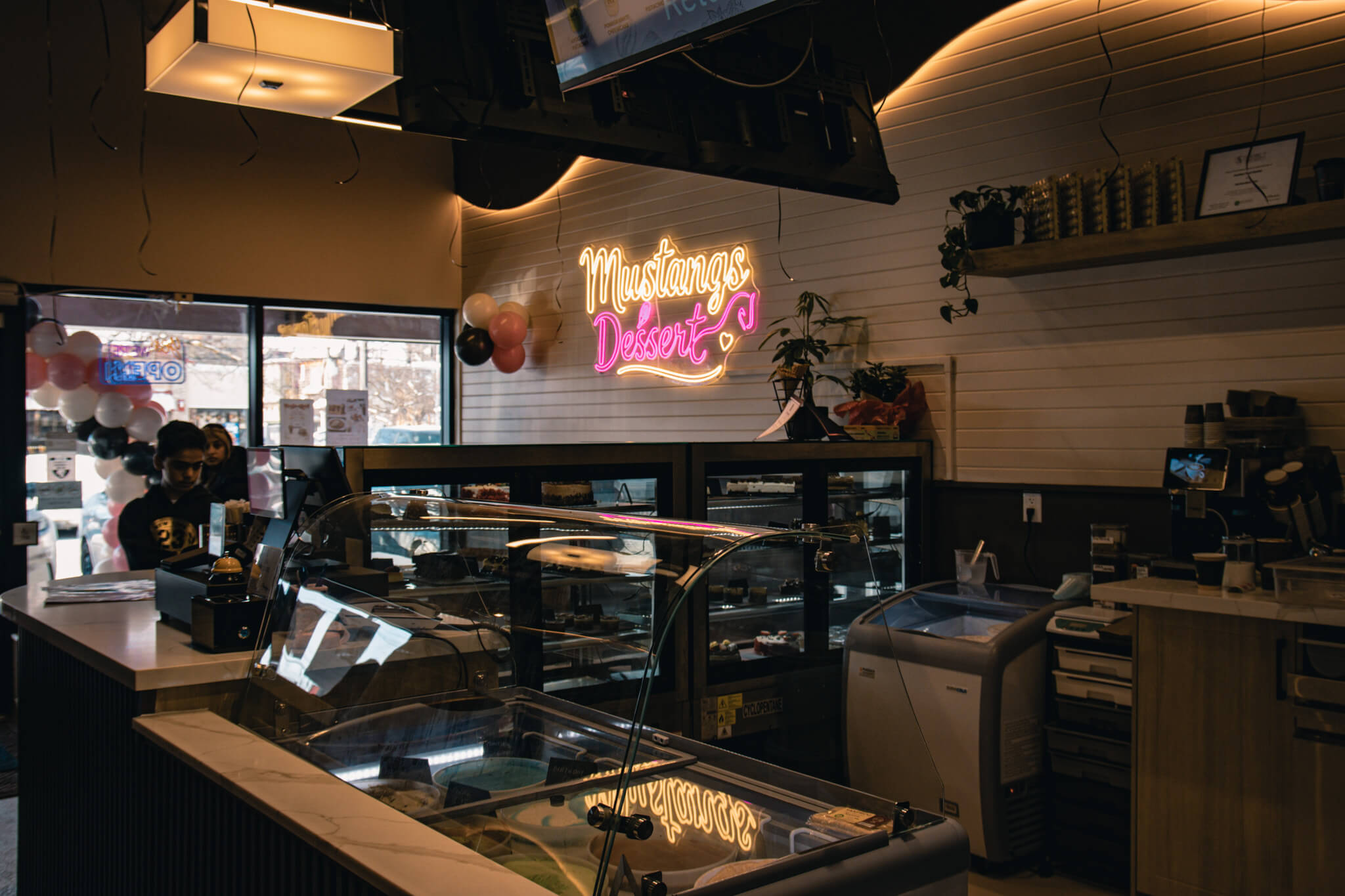 Mustangs Dessert opens new Guelph location